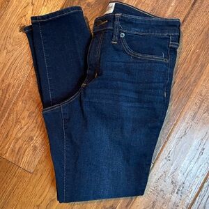 Universal Thread • Midrise Skinny Denim • Size 10 • NWOT